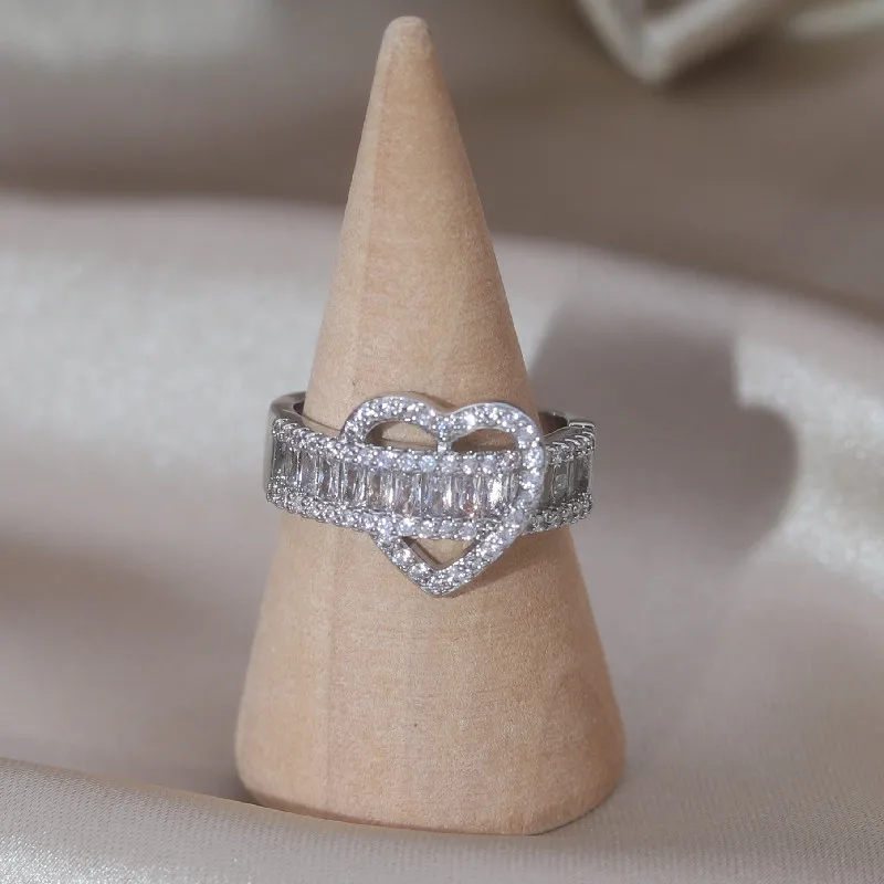 Elin Elegant Y2K-style Heart Shape Ring I  Sammen Mot Diabetes